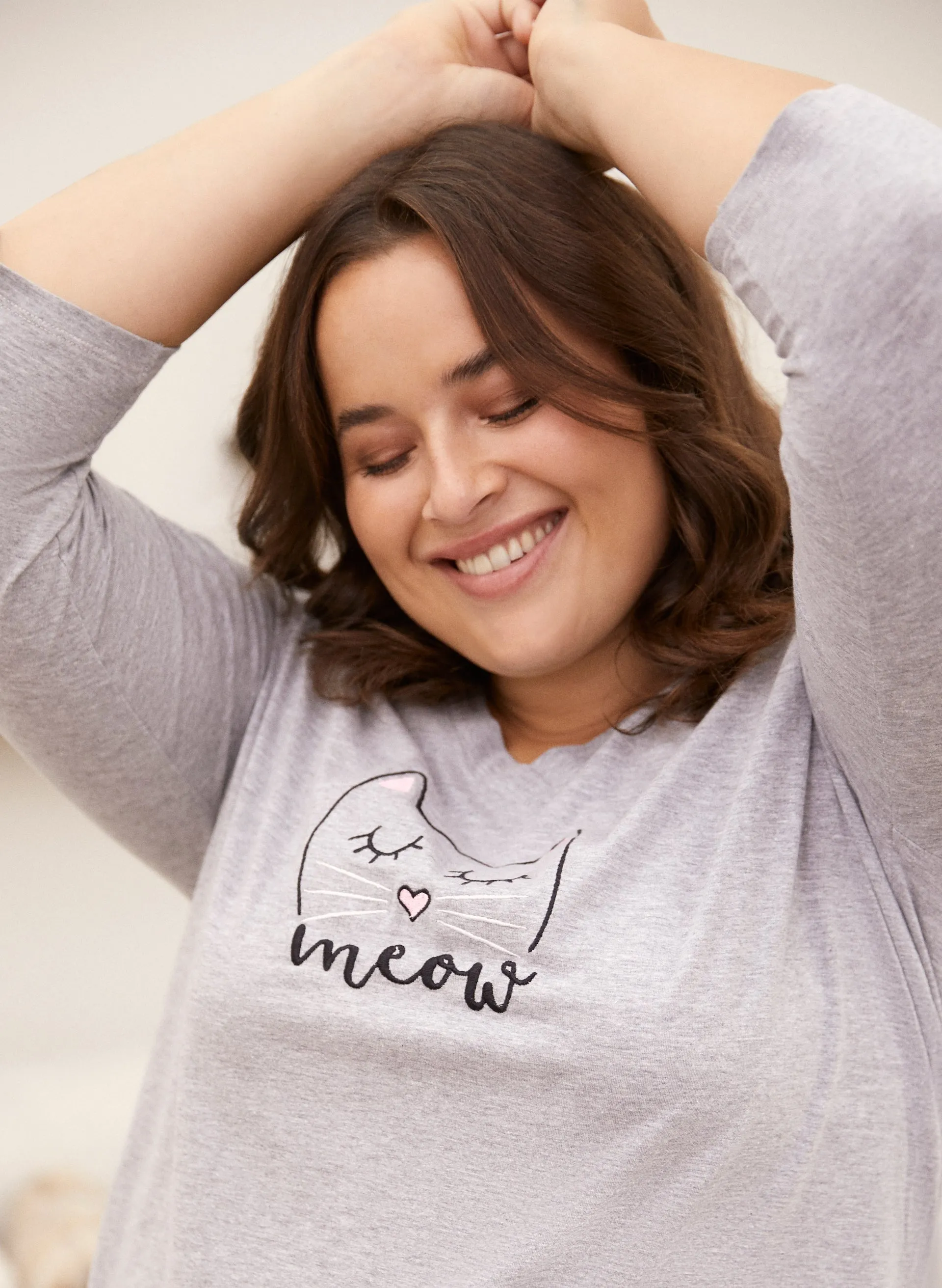 Cat Print Embroidered Nightgown